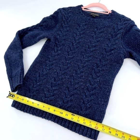 Banana Republic Wool Crewneck Sweater - Women's size S Blue - Picture 12 of 13
